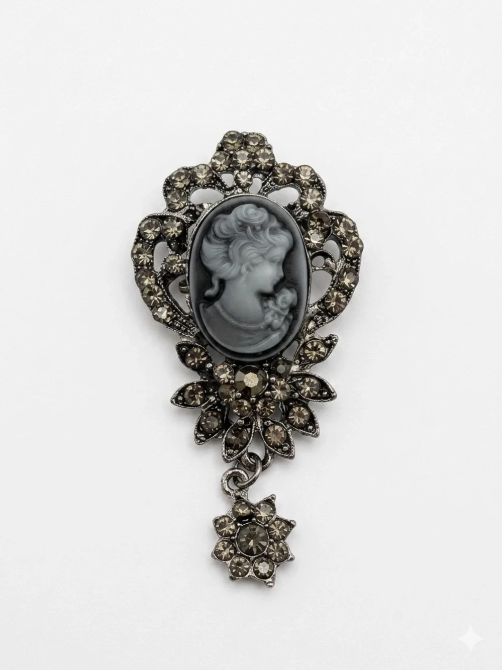 Vintage-Inspired Black Cameo Pendant Brooch with Smoke Crystal Accents